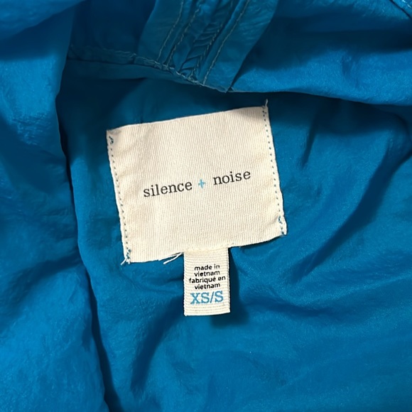 Silence + Noise Windbreaker Jacket (XS/S) - Picture 3 of 6